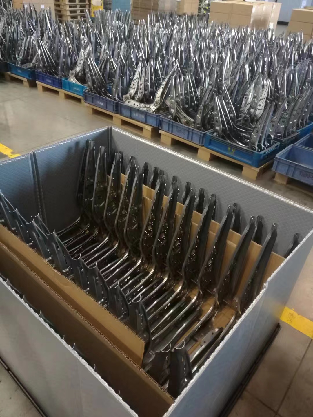 Automotive Plastic Pallet Boxes Palettenboxen aus Kunststoff für die Automobilindustrie