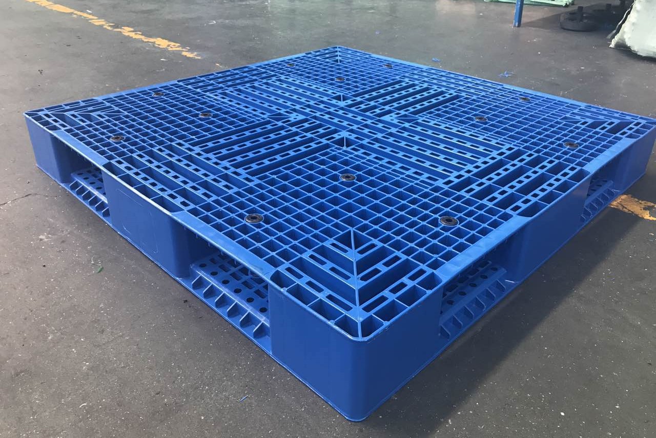 1200 x 1200 wiederverwendbare doppelseitige Kunststoffpalette mit offenem Deck