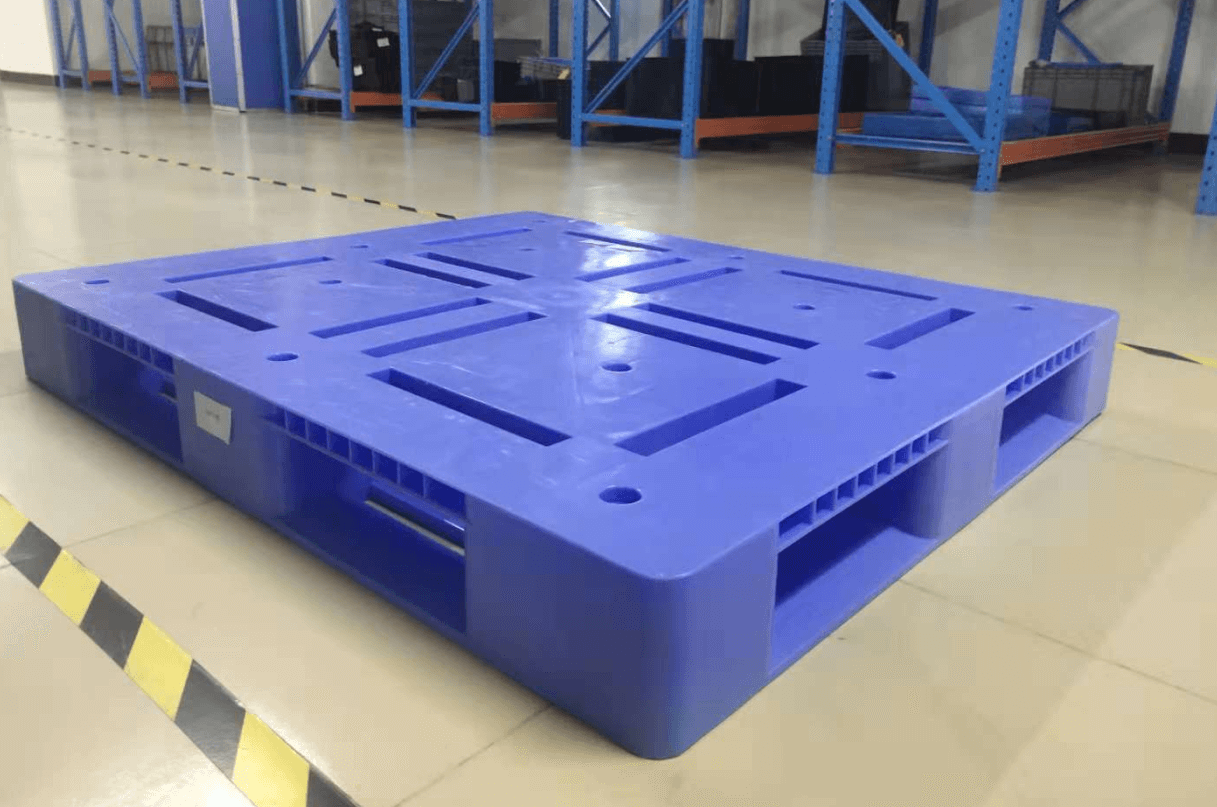 1200 x 1000 industrielle stapelbare geschlossene ESD-Kunststoffpaletten