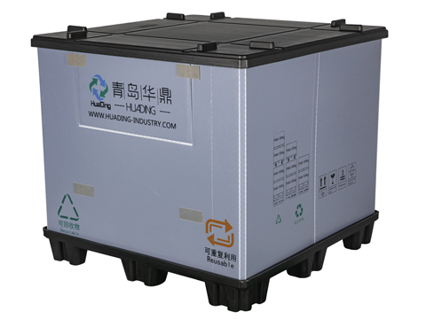 Box mit Kunststoffhülsen