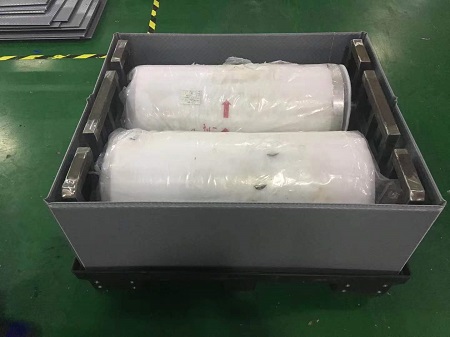 Zusammenklappbare Palettenbox aus Kunststoff