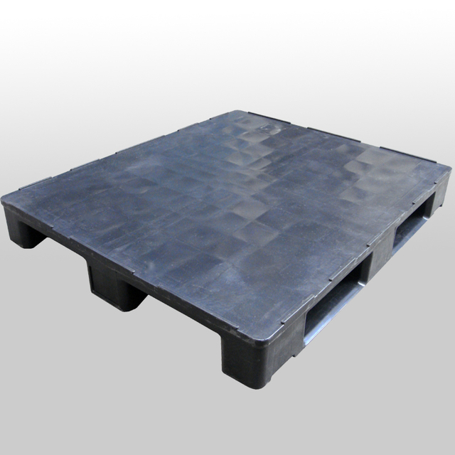 Kunststoffpalette mit geschlossenem Deck und 3 L&auml;ufern, L1200 x B1000 x H140 mm