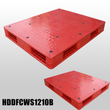 1200 x 1000 rote Lagerhalle, die flache, wendbare Kunststoffpaletten stapelt