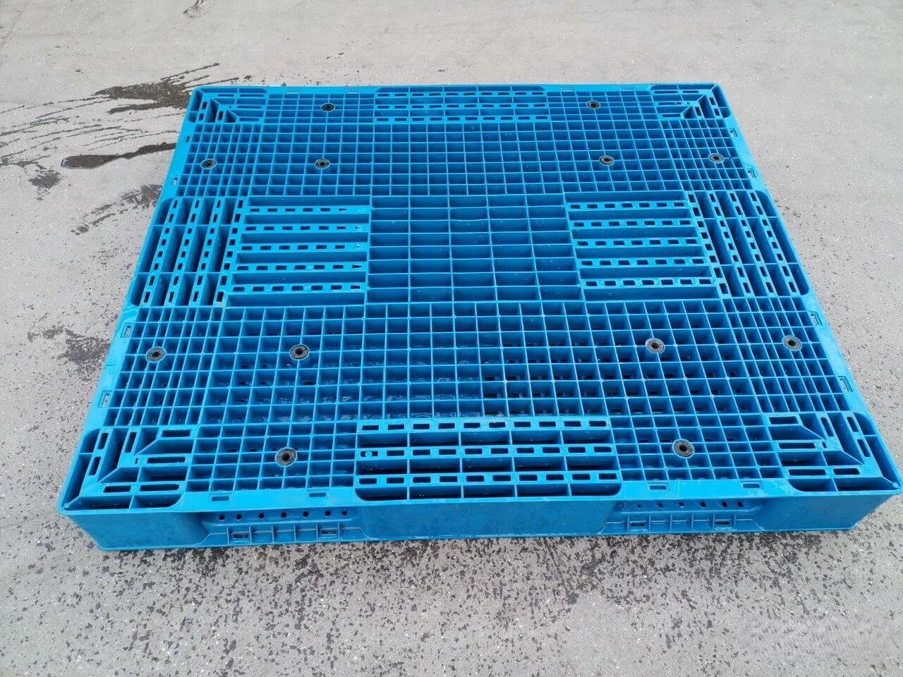 Stapelbare, umkehrbare Kunststoffpalette mit offenem Deck aus industriellem HDPE