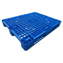  Offene Kunststoffpaletten mit 3 Kufen und ISO-verstärkten Stahlrohren