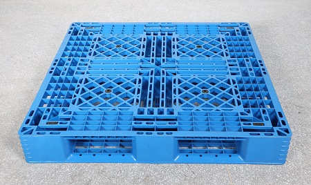 Open-Deck-Kunststoffpalette von Pallet Enterprise Magazine