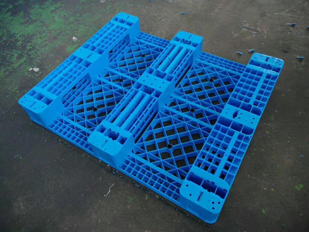 1000 x 1200 Industriestahlverstärkte Kunststoffpaletten für die Automatisierung