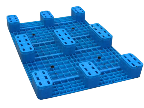 Flache 9-Fuß-Europalette