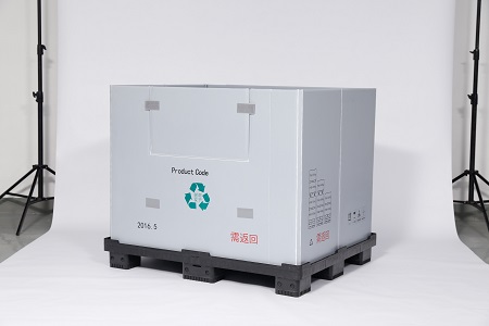 Zusammenklappbarer PP-Palettenbehälter aus massivem Kunststoff mit Zugangstür