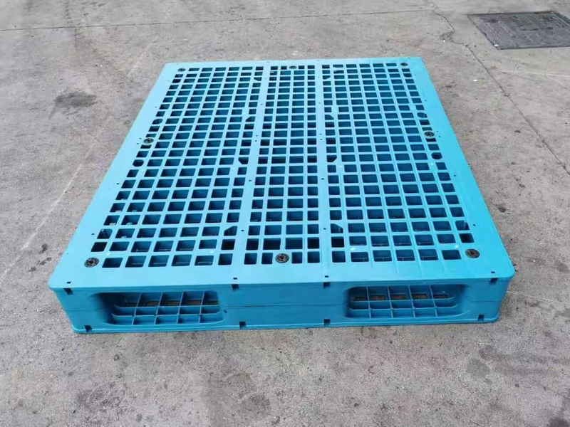 Stapelbare, wendbare Kunststoffpalette aus PP in ISO-Größe 48 x 40