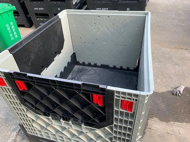 Großer stapelbarer faltbarer Euro-Palettenbehälter aus Kunststoff