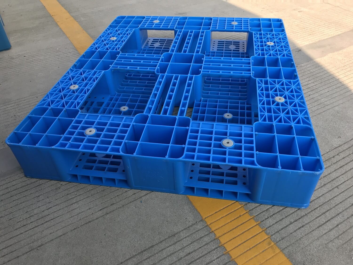 Blaue feuerhemmende PP-Spritzguss-Kunststoffpaletten