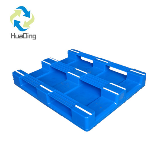 1200*1000 drei Läufer schließen Deck China Großhandel Kunststoffpalette