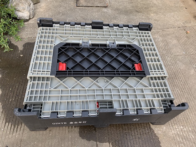 Großer stapelbarer faltbarer Euro-Palettenbehälter aus Kunststoff