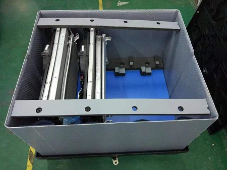 Reusable Packaging plastic sleeve pack box Wiederverwendbare Verpackungsbox aus Kunststoff