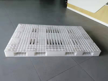 Übergroße, rechteckige Stapelpaletten aus weißem, wendbarem Mesh-Kunststoff