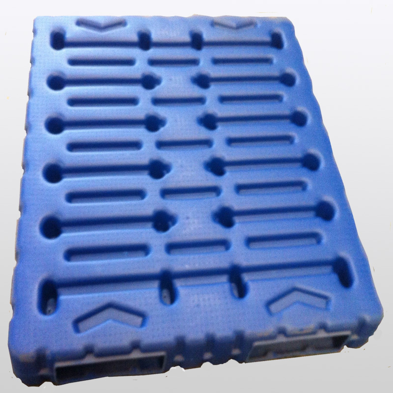 Blasformende Kunststoffpalette